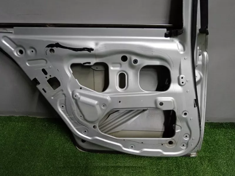Дверь BMW 5-Series 2011 41007206113 F10, задняя левая