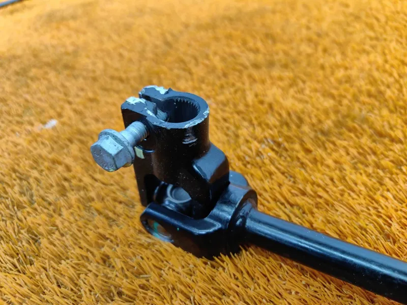 Рулевой карданчик