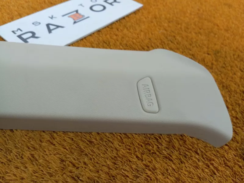 Накладка на стойку кузова