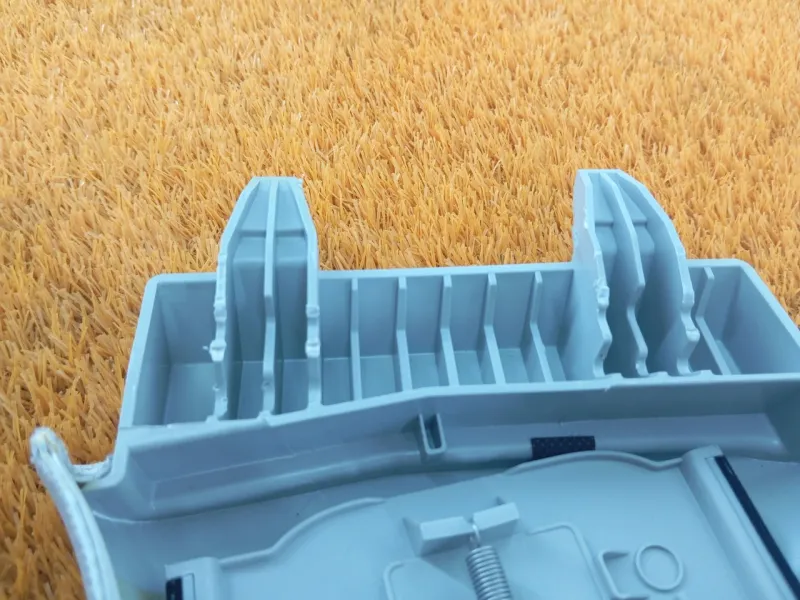 Обшивка центральной стойки