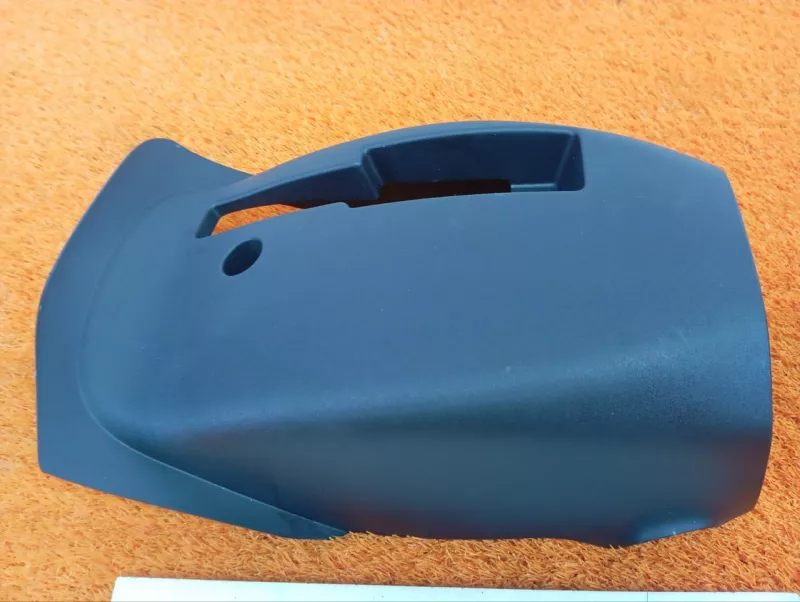 Кожух рулевой колонки