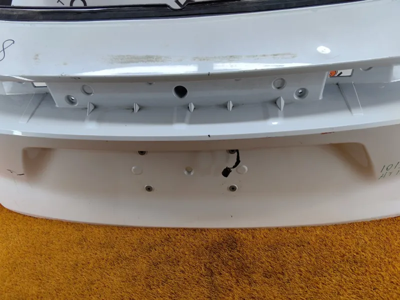 Крышка багажника