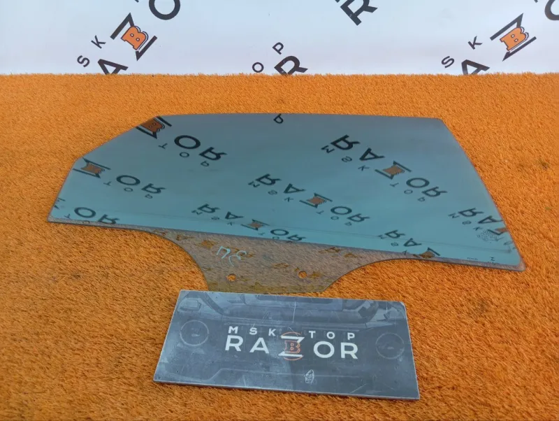 Стекло двери