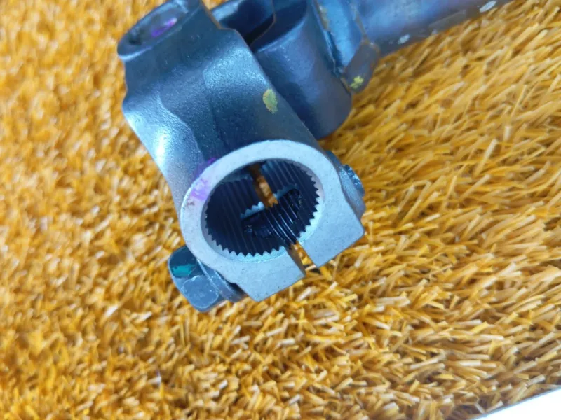 Рулевой карданчик