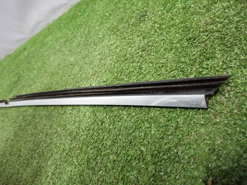 Молдинг двери