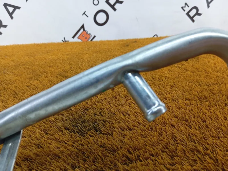 Трубка системы охлаждения