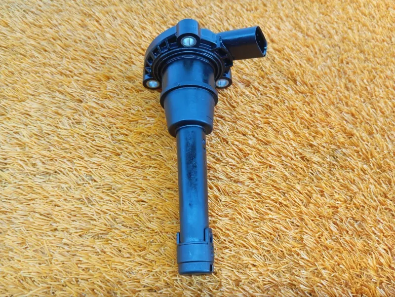 Датчик уровня масла в двигателе