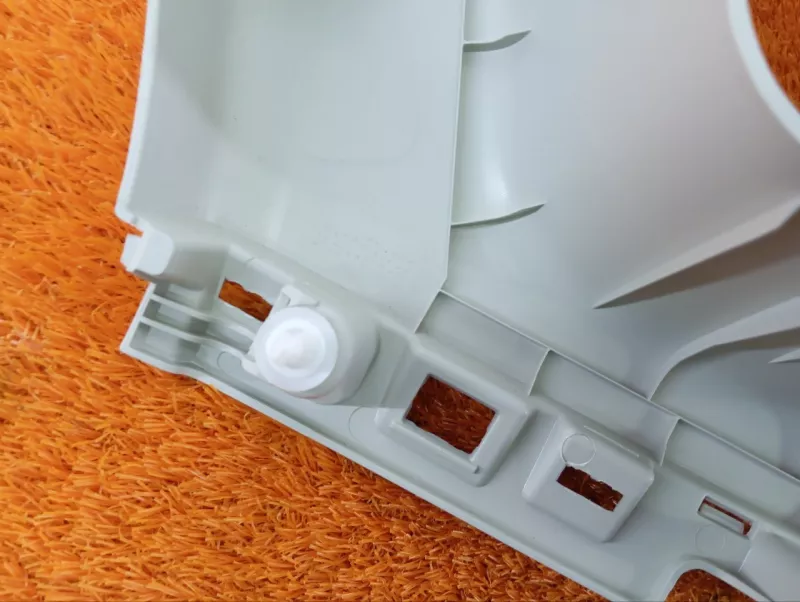 Обшивка стойки