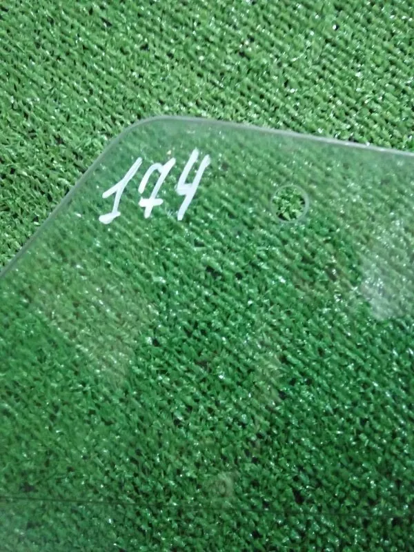 Стекло двери BMW 7-Series 2004 51338223839 E65/E66, заднее правое