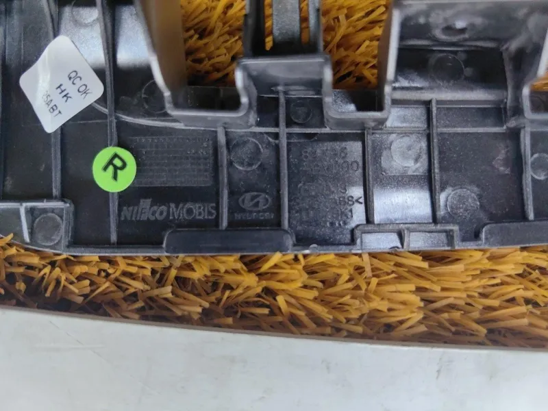 Накладка на торпедо