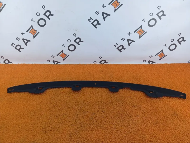 Накладка в салоне