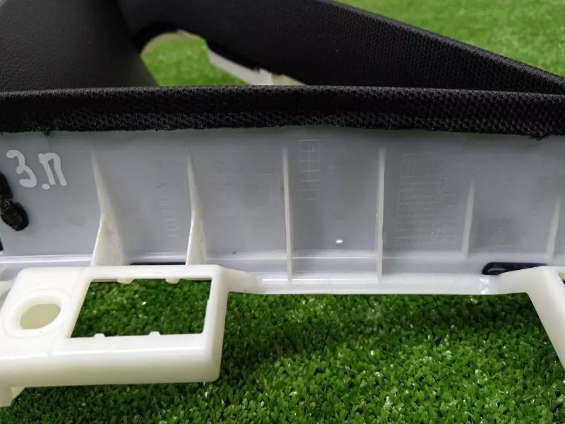 Накладка на стойку кузова