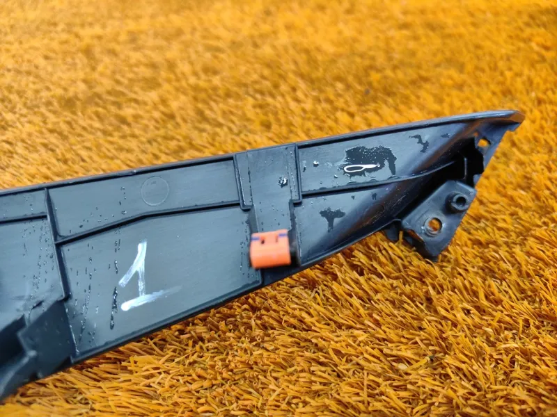 Накладка на торпедо