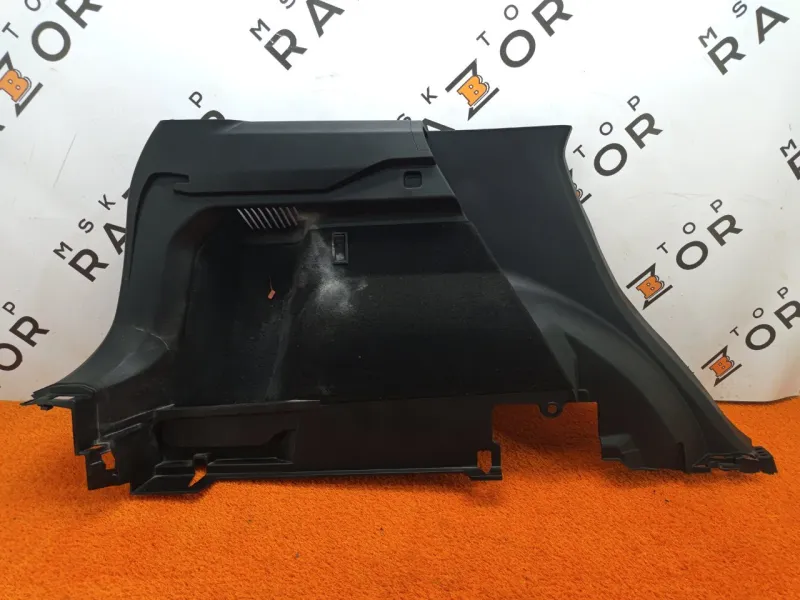 Обшивка багажника