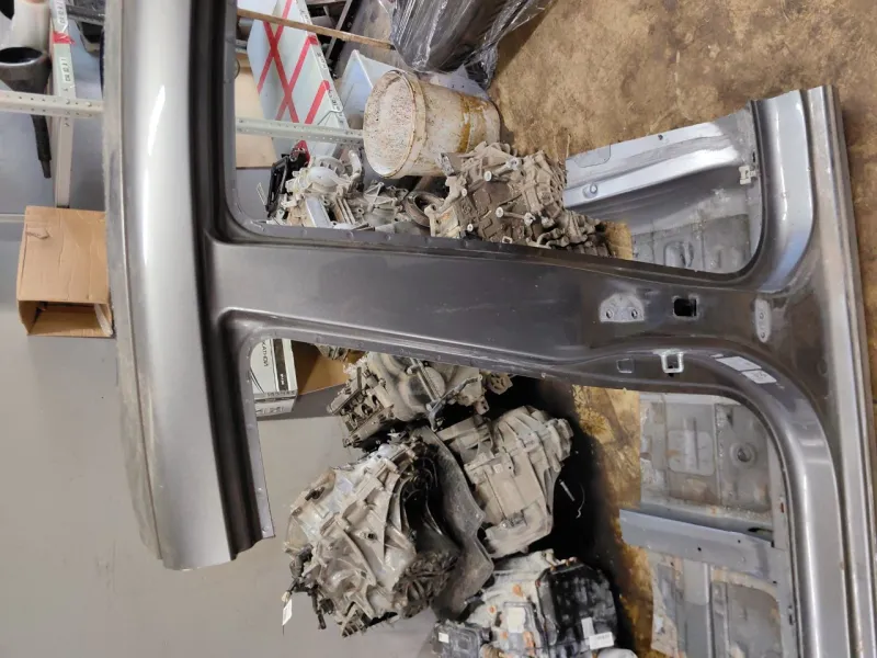 Порог с центральной стойкой