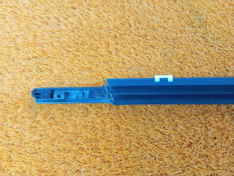 Молдинг стекла