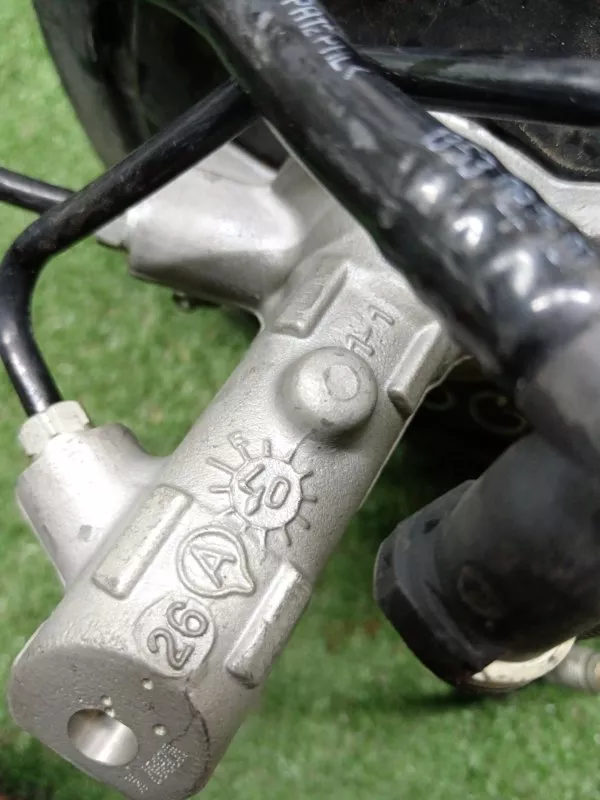 Главный тормозной цилиндр