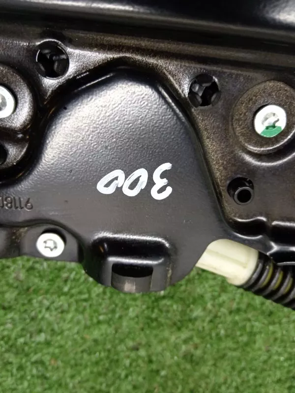 Стеклоподъемник BMW 5-Series 2011 51357182613 F10/F11, задний левый