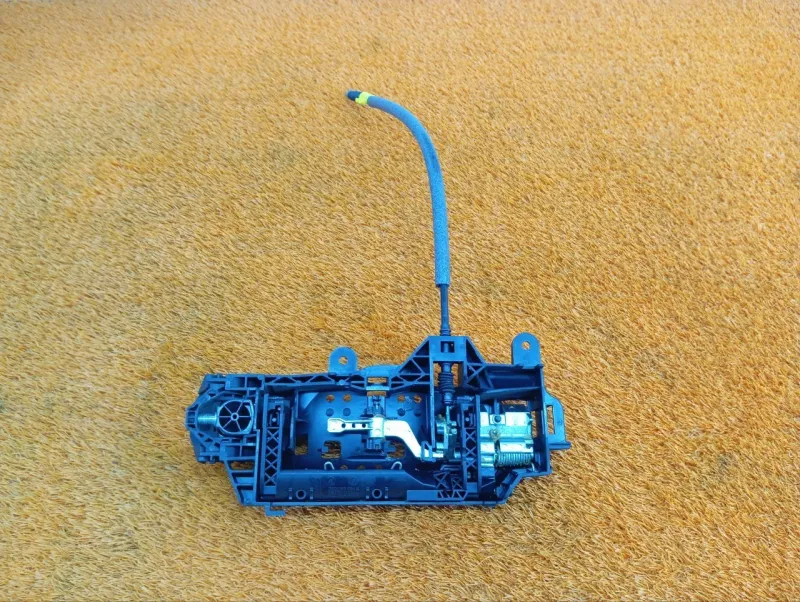 Ручка двери внешняя