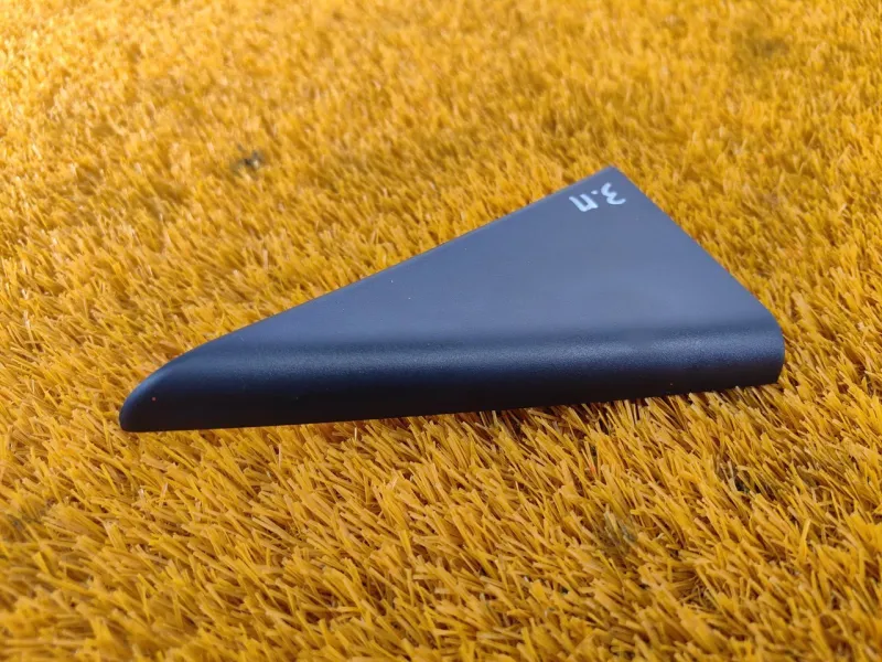 Уголок двери