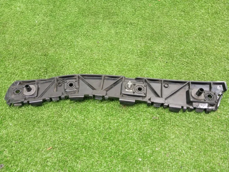 Крепление бампера