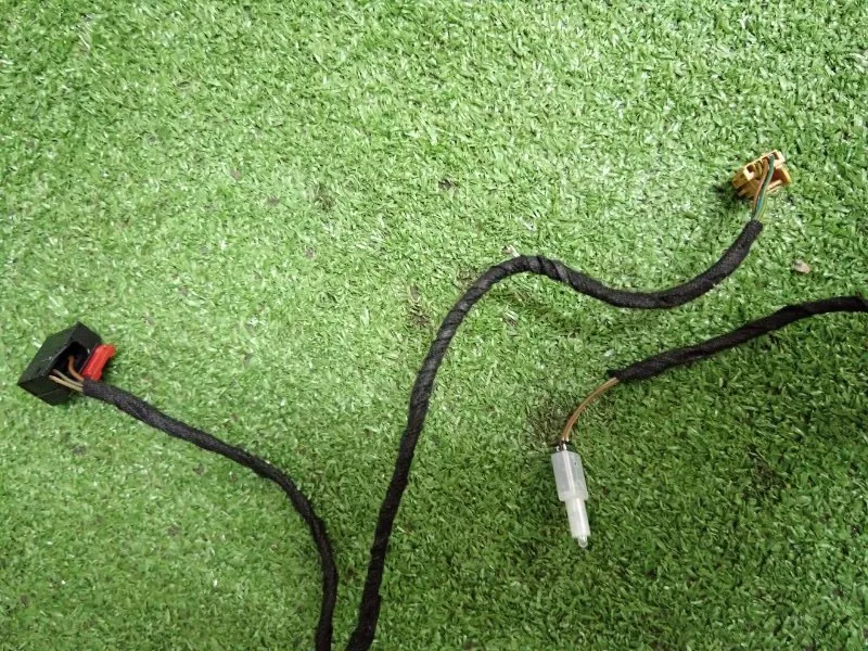 Проводка двери