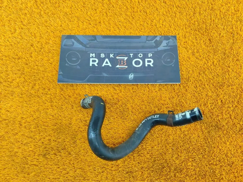 Патрубок отопителя