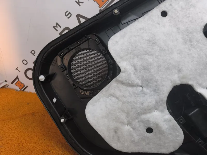 Обшивка двери