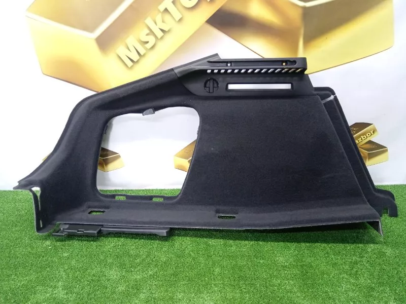 Обшивка багажника