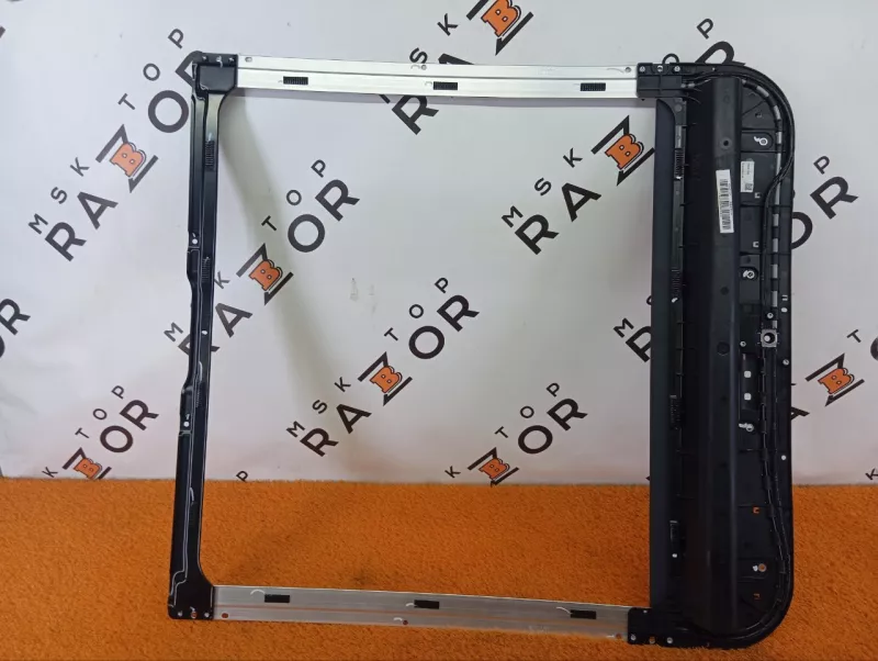 Шторка люка