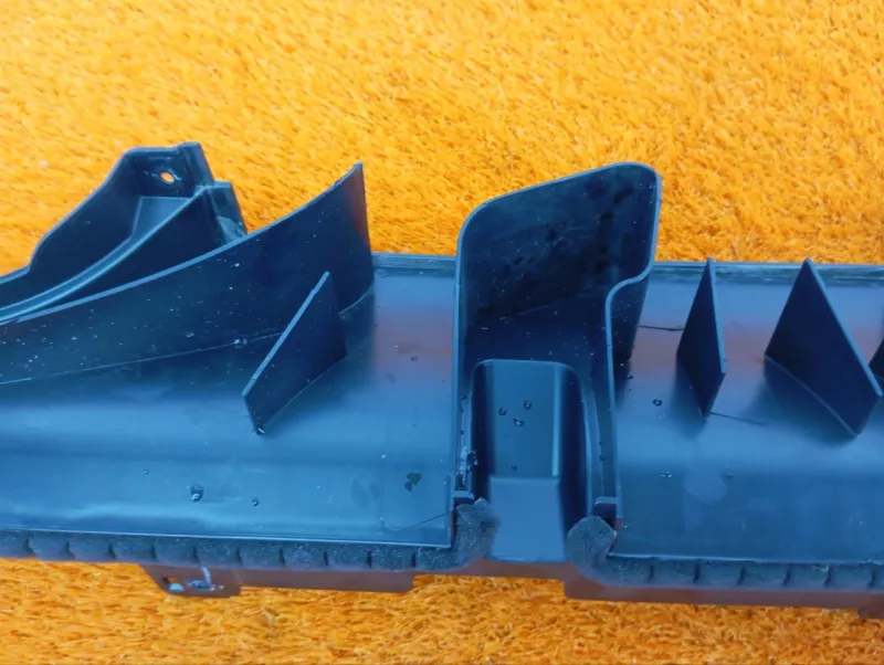 Воздуховод отопителя