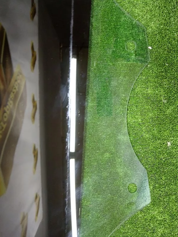 Стекло двери