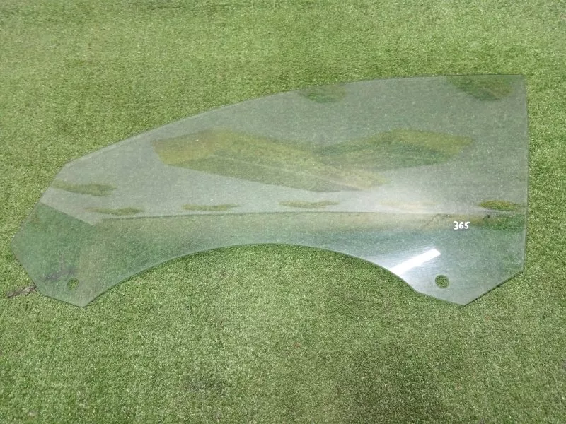 Стекло двери Audi A6 2006 4F0845201D C6, переднее левое