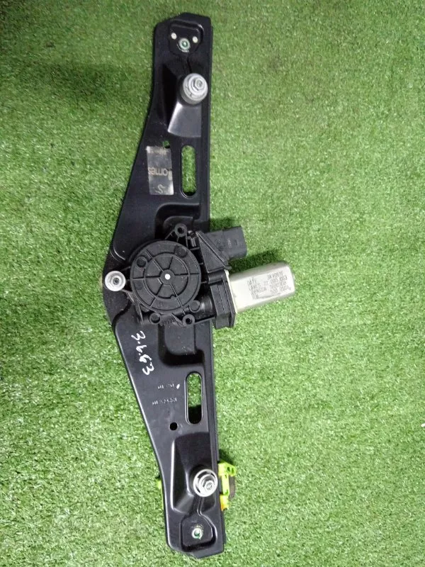 Стеклоподъемник