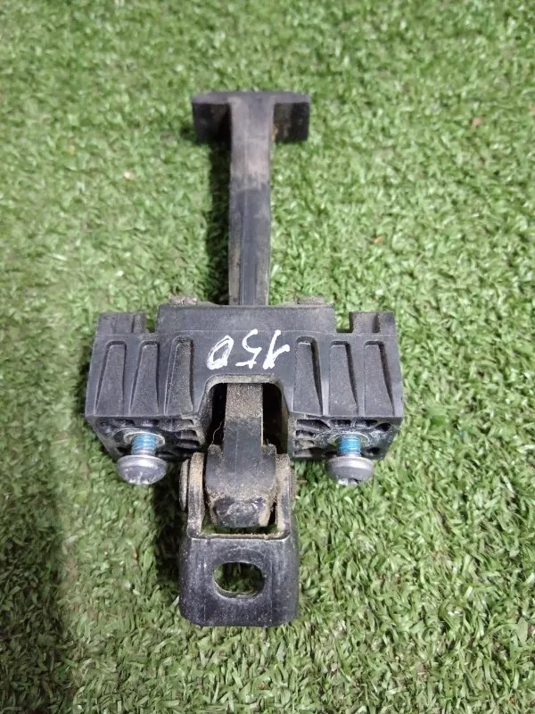 Ограничитель двери