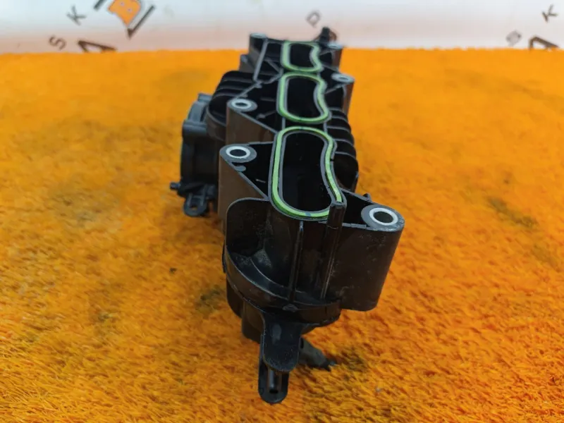 Коллектор впускной