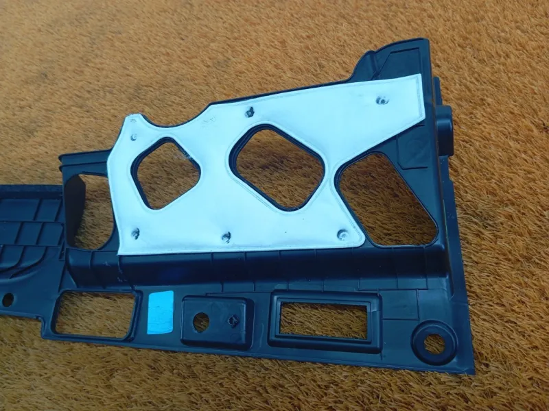 Накладка на торпедо