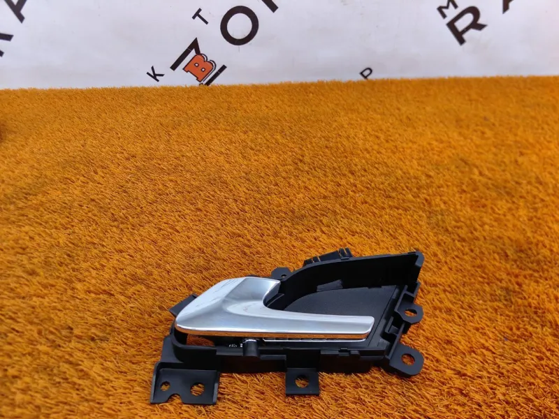 Ручка двери внутренняя