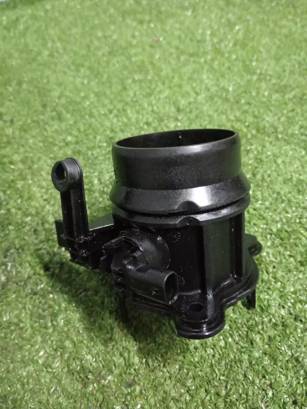 Патрубок дроссельной заслонки