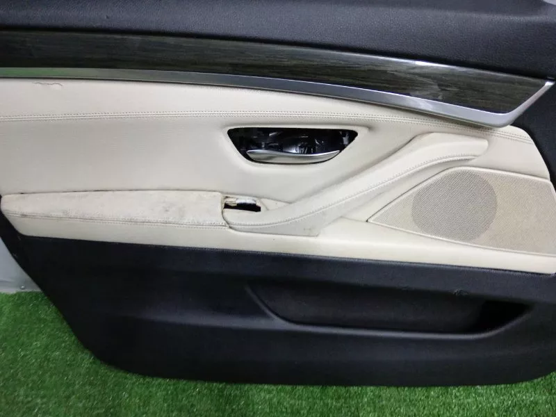 Обшивка двери BMW 5-Series 2010 51417273053 F10, передняя левая
