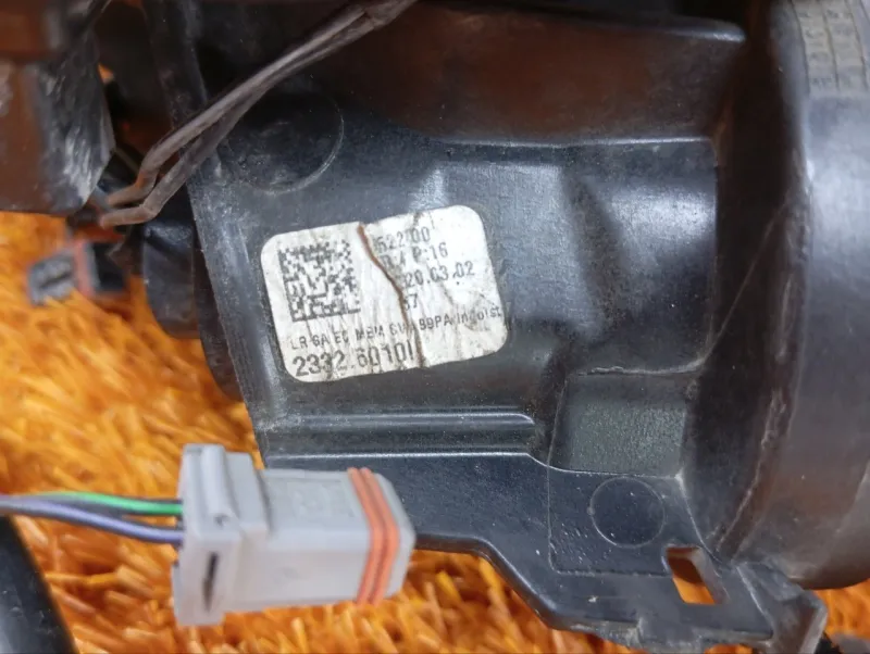 Зеркало боковое