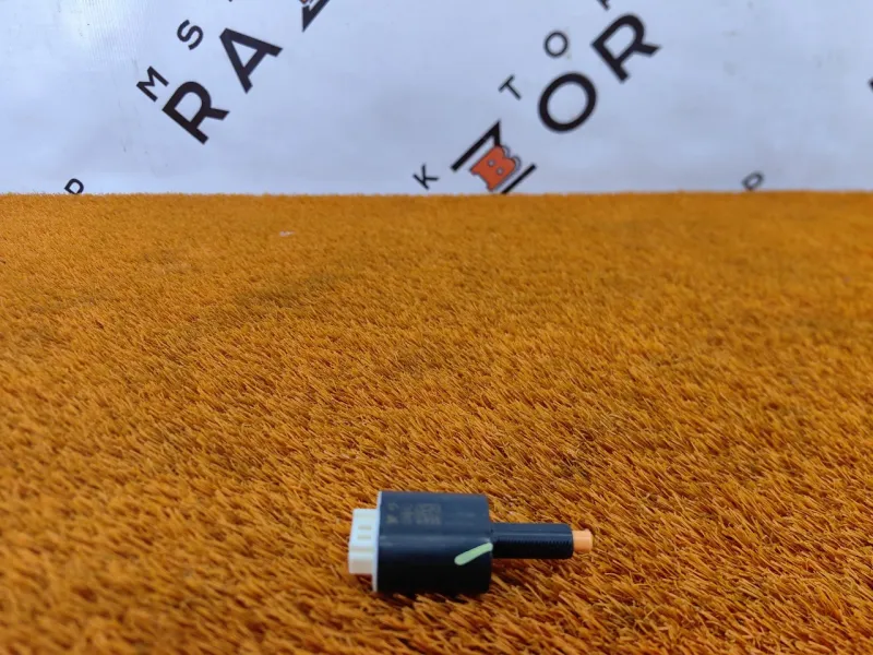 Датчик педали тормоза