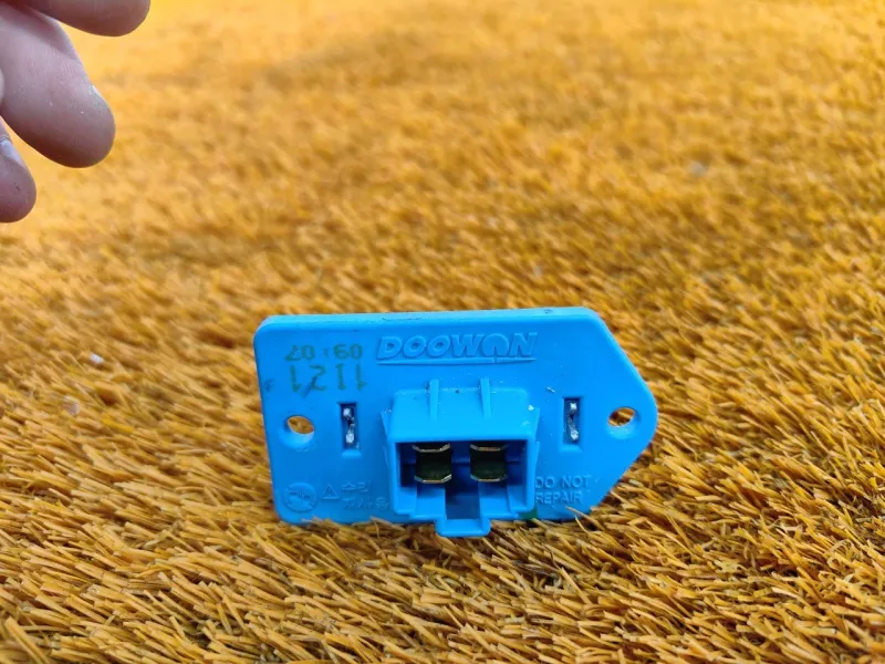 Резистор отопителя