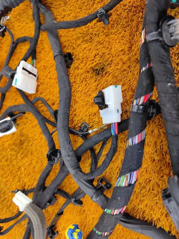 Проводка салона