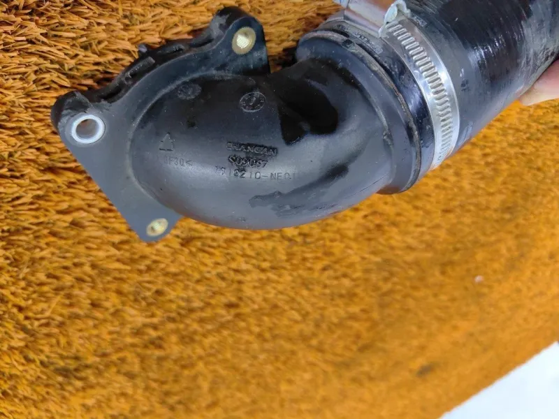 Патрубок интеркулера