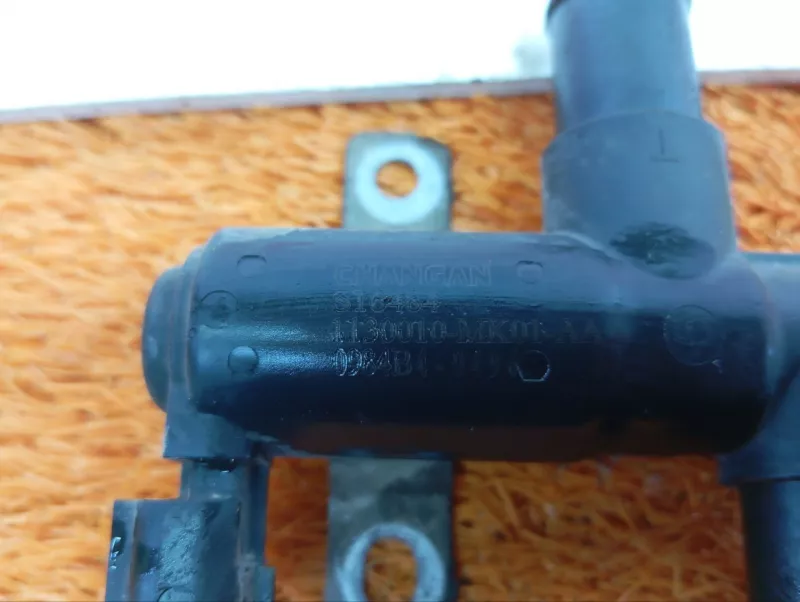 Клапан вентиляции топливного бака