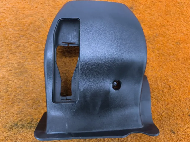 Кожух рулевой колонки