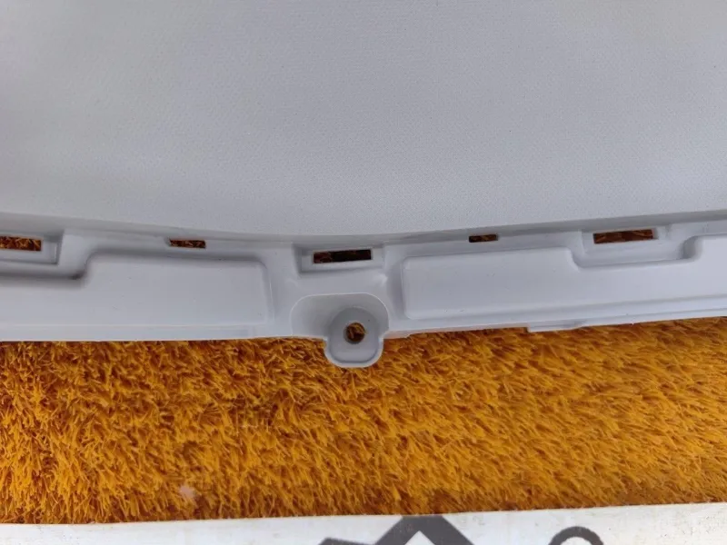 Накладка на стойку кузова