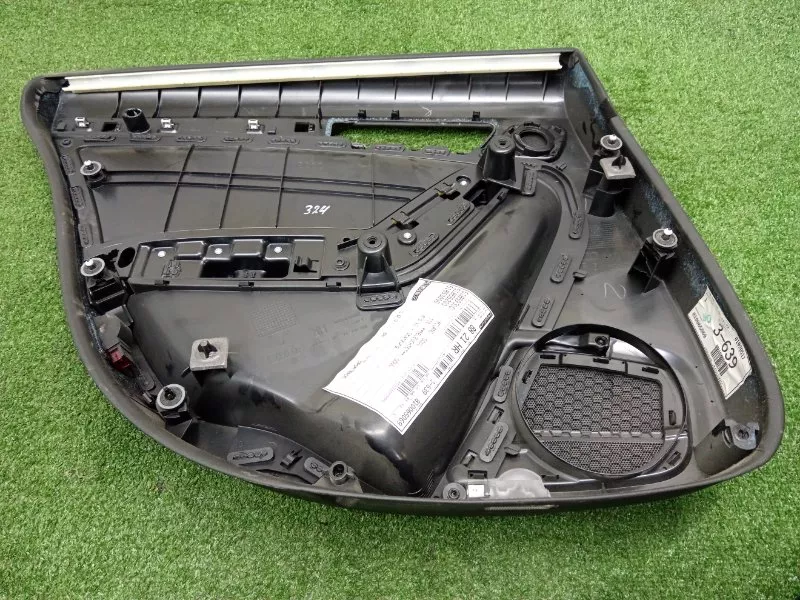 Обшивка двери Audi A4 2008 8K0867304G B8, задняя правая