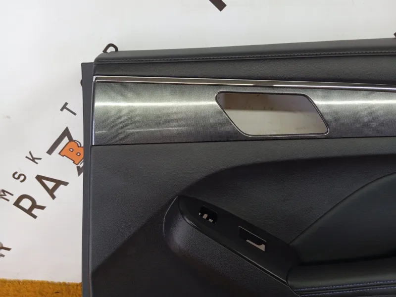 Обшивка двери